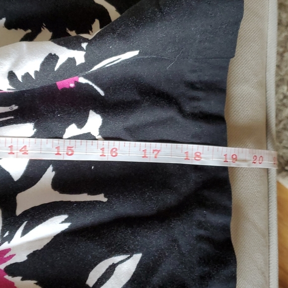 MAURICES XXL Fushia Black White Floral Cotton Spandex Skirt with Pockets - Picture 16 of 16